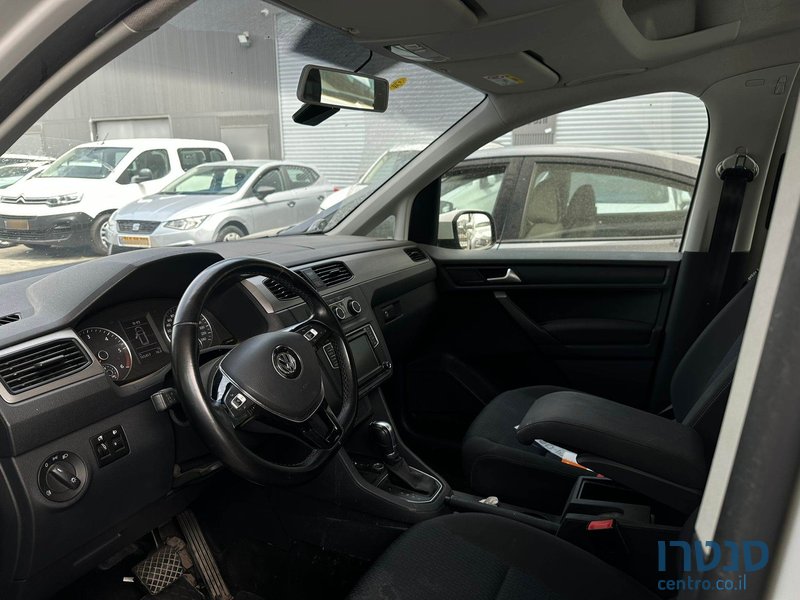 2019' Volkswagen Caddy photo #5