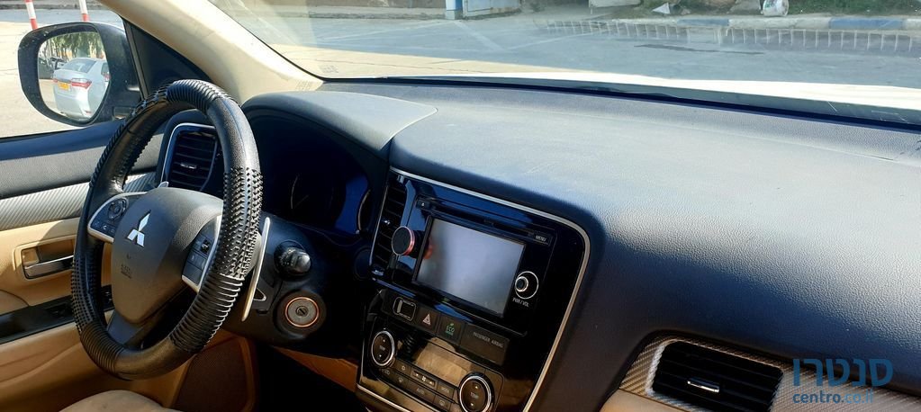 2013' Mitsubishi Outlander מיצובישי אאוטלנדר photo #1
