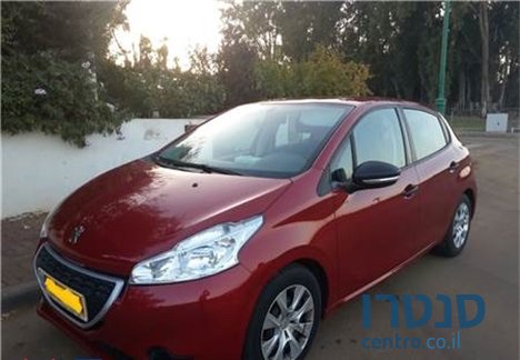2014' Peugeot 208 photo #3