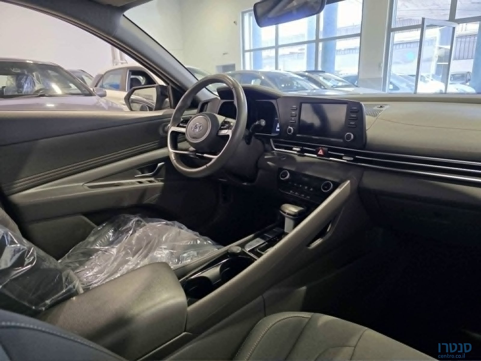 2023' Hyundai Elantra photo #5