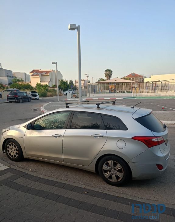 2014' Hyundai i30 יונדאי photo #5
