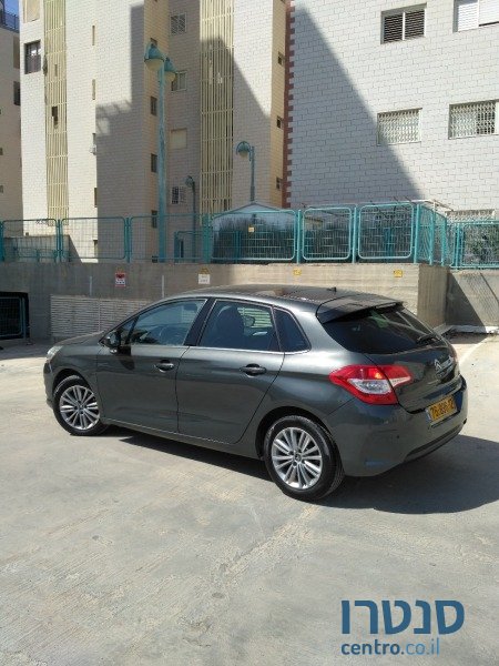 2013' Citroen C4 photo #3