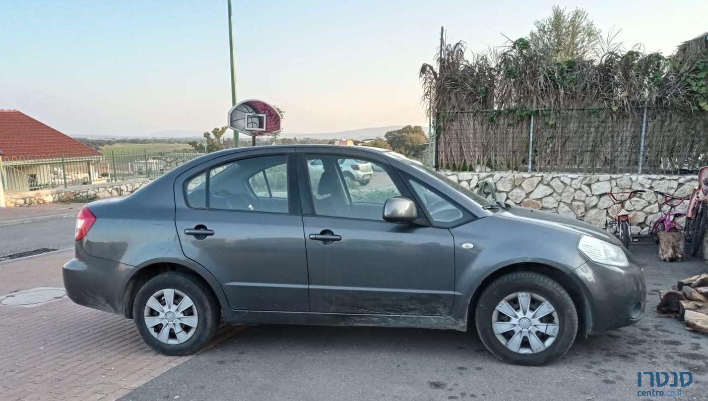 2010' Suzuki SX4 סוזוקי photo #2