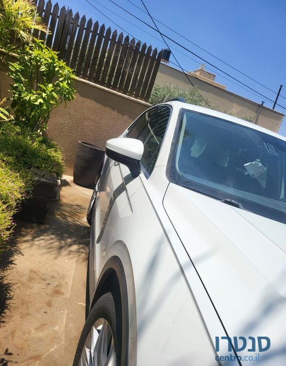 2018' Volkswagen Tiguan פולקסווגן טיגואן photo #3