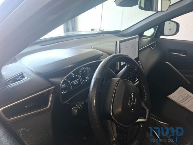 2023' Toyota Corolla Cross טויוטה קורולה קרוס photo #2