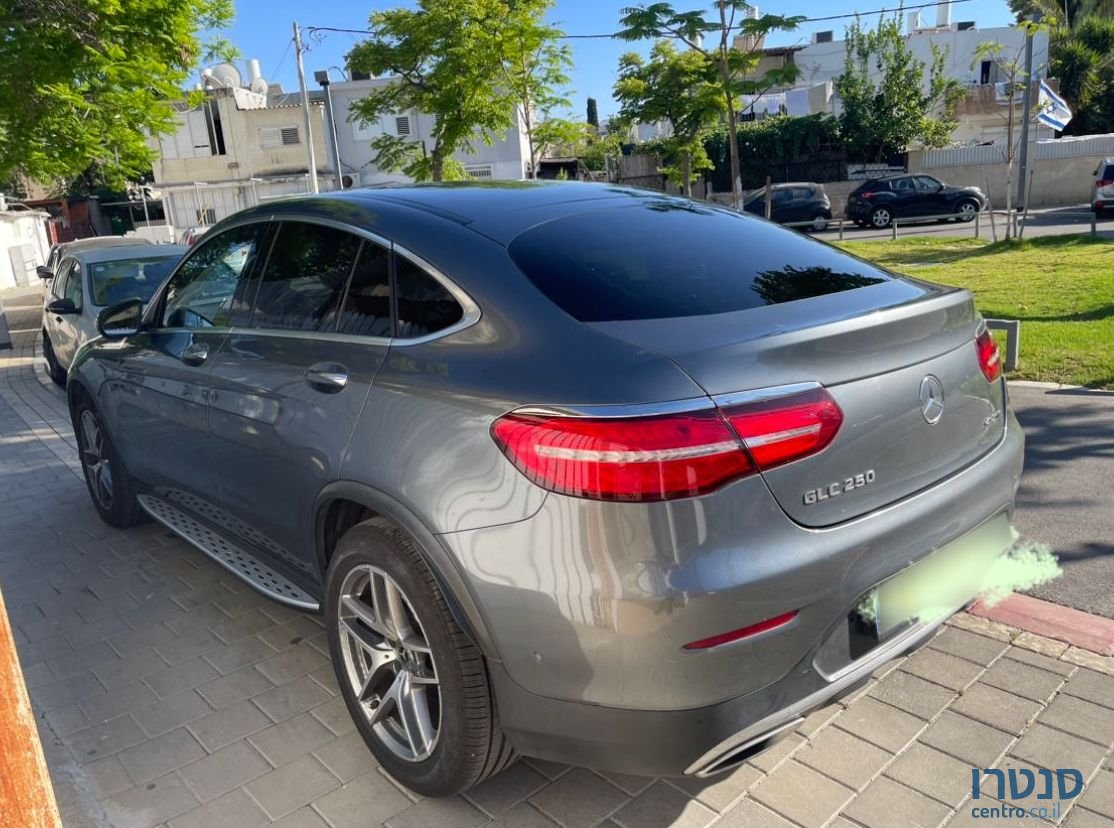 2018' Mercedes-Benz GLC מרצדס-בנץ photo #4