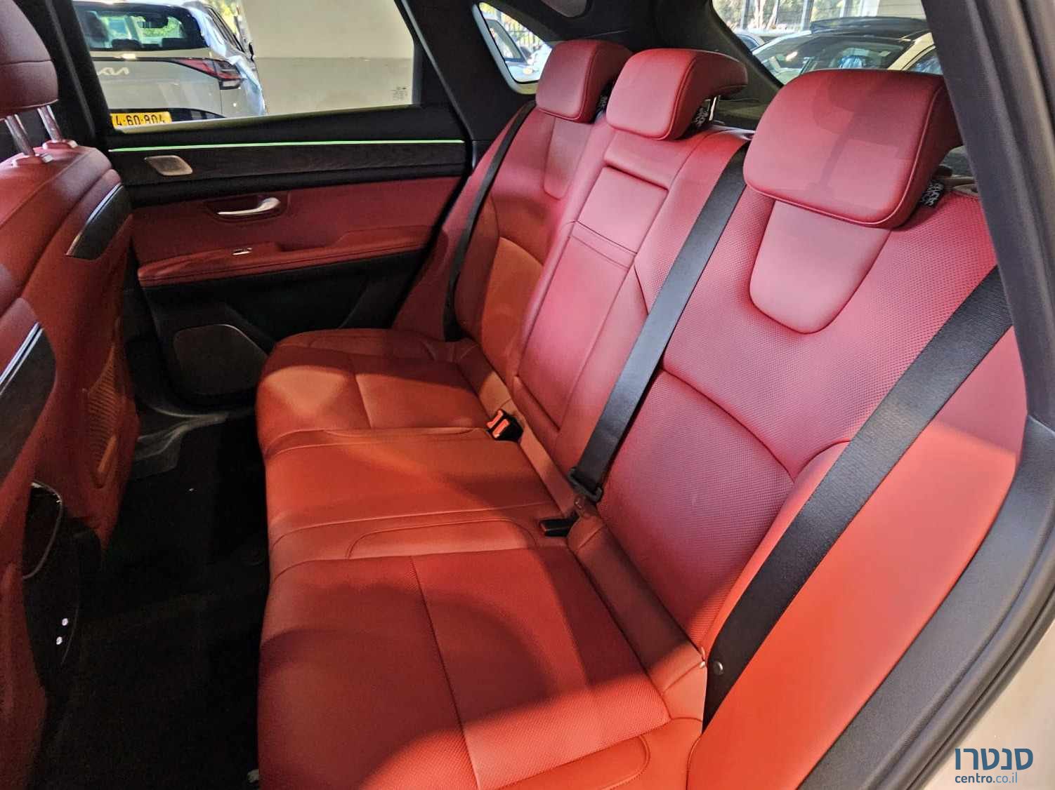 2025' Seres M5 RWD photo #5