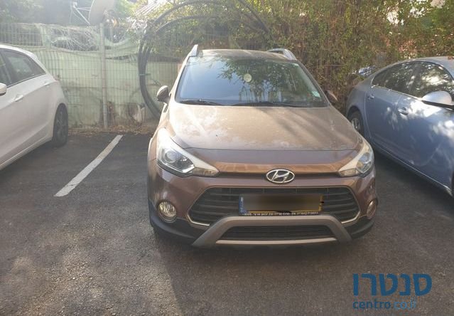 2017' Hyundai i20 יונדאי Cross photo #1