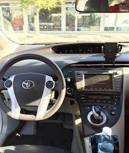 2011' Toyota Prius טויוטה פריוס photo #2