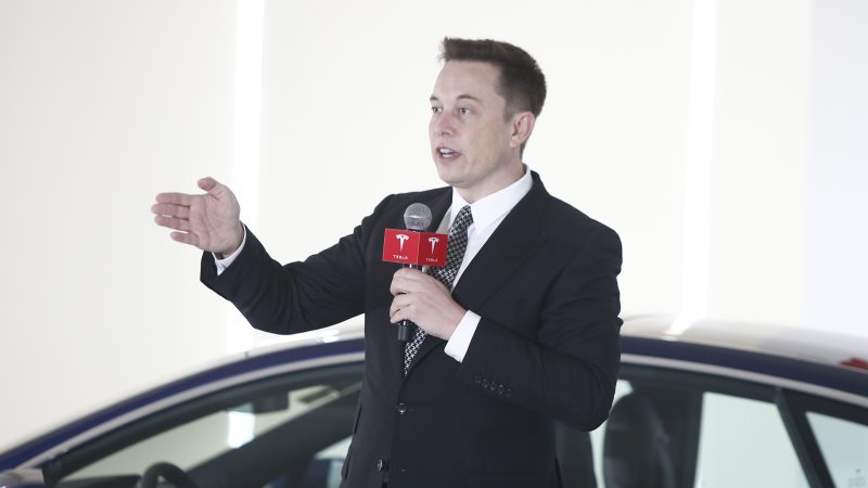 Want to Work for Tesla? Elon Musk Turns to Twitter to Recruit Engineers