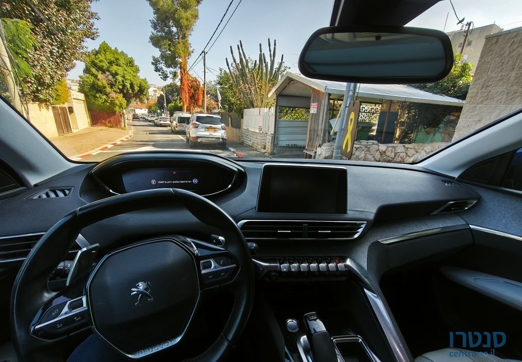 2020' Peugeot 3008 פיג'ו photo #5
