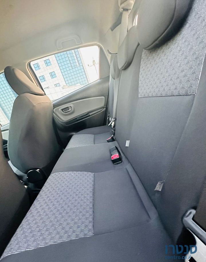 2015' Toyota Yaris טויוטה יאריס photo #5