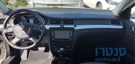 2012' Skoda Superb סקודה סופרב photo #1