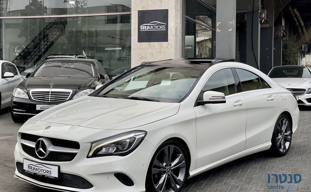 2018' Mercedes-Benz Cla מרצדס photo #1