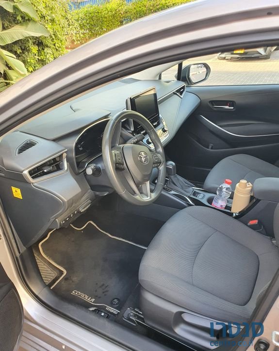 2019' Toyota Corolla טויוטה קורולה photo #3