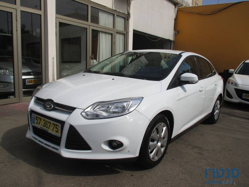 2013' Ford Focus photo #1