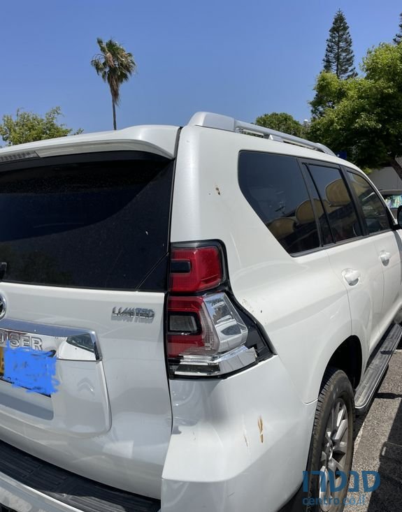 2021' Toyota Land Cruiser טויוטה לנד קרוזר photo #3