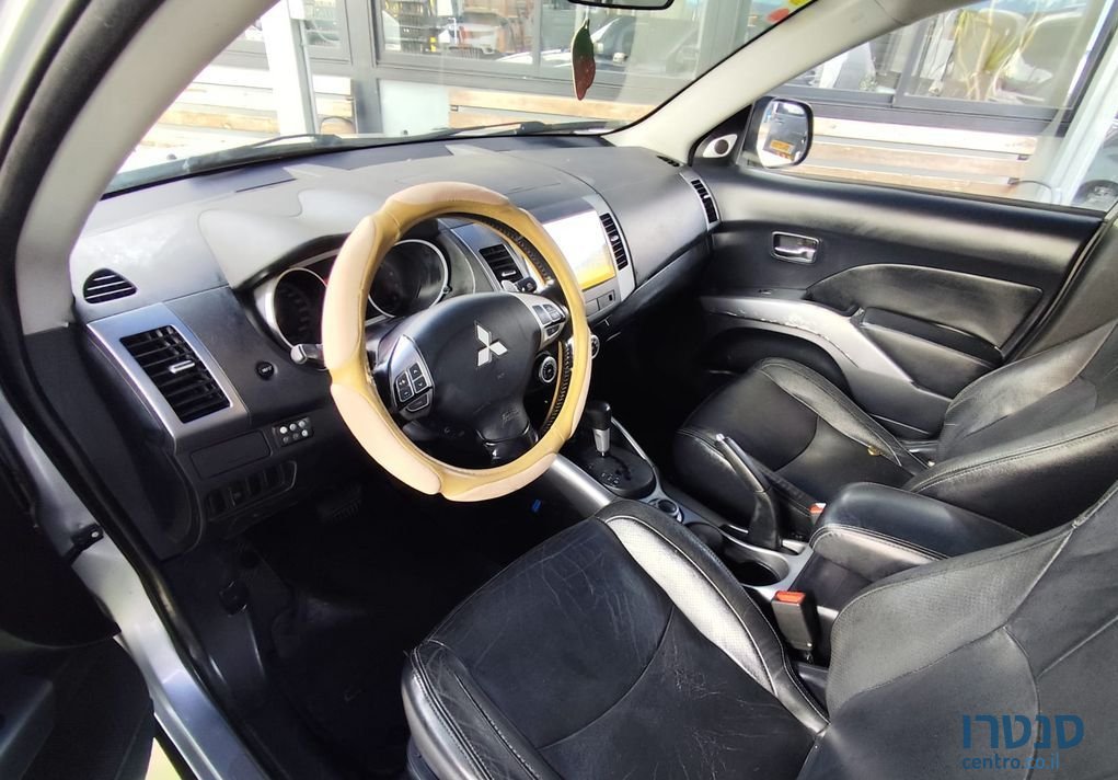 2008' Mitsubishi Outlander מיצובישי אאוטלנדר photo #6