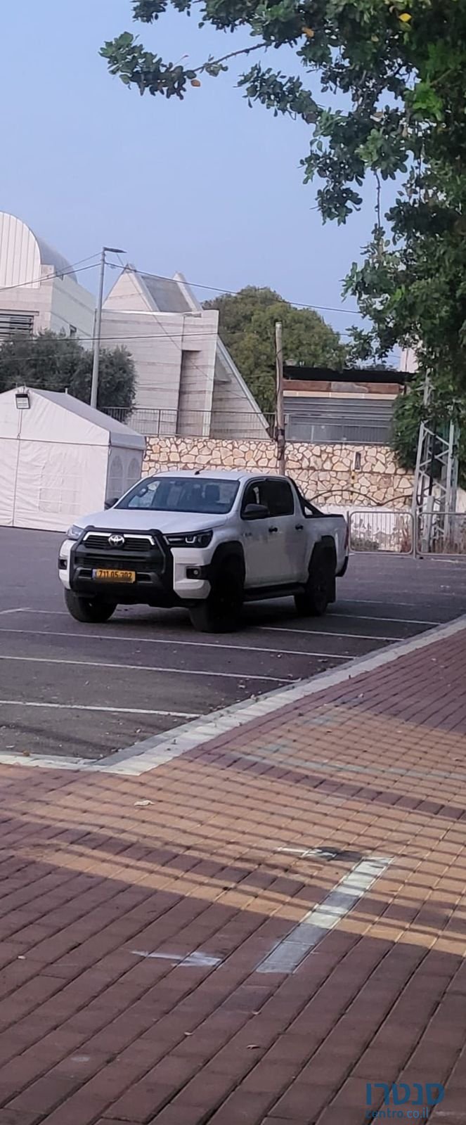 2021' Toyota Hilux טויוטה היילקס photo #4