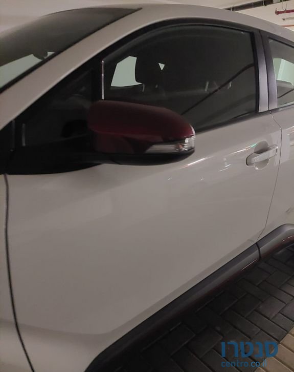 2017' Toyota C-HR טויוטה photo #2