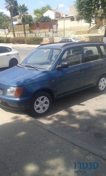 1998' Daihatsu Gran Move photo #1