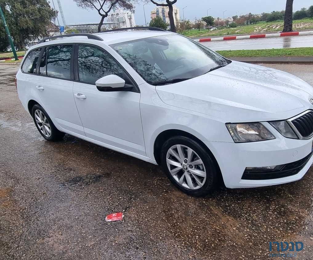 2019' Skoda Octavia סקודה אוקטביה photo #2