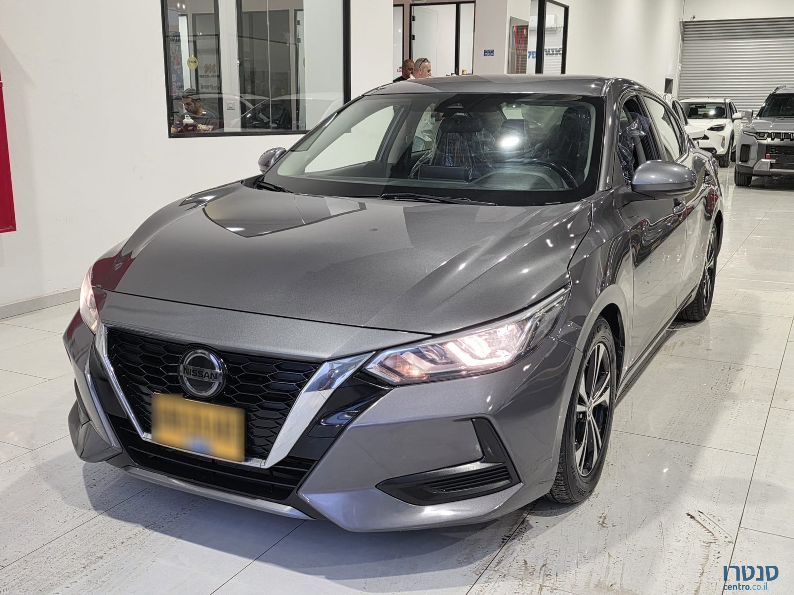 2021' Nissan Serena photo #1