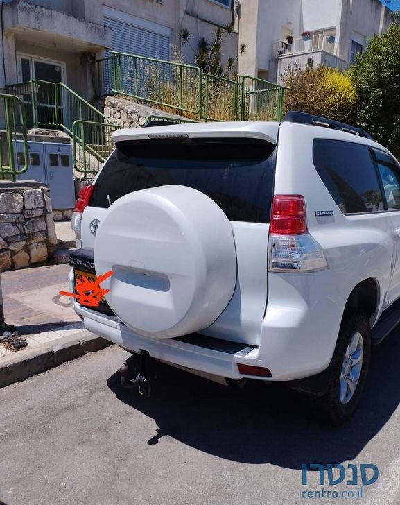 2011' Toyota Land Cruiser טויוטה לנד קרוזר photo #2