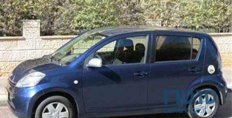 2006' Daihatsu Sirion photo #2