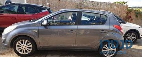 2009' Hyundai i20 יונדאי photo #2