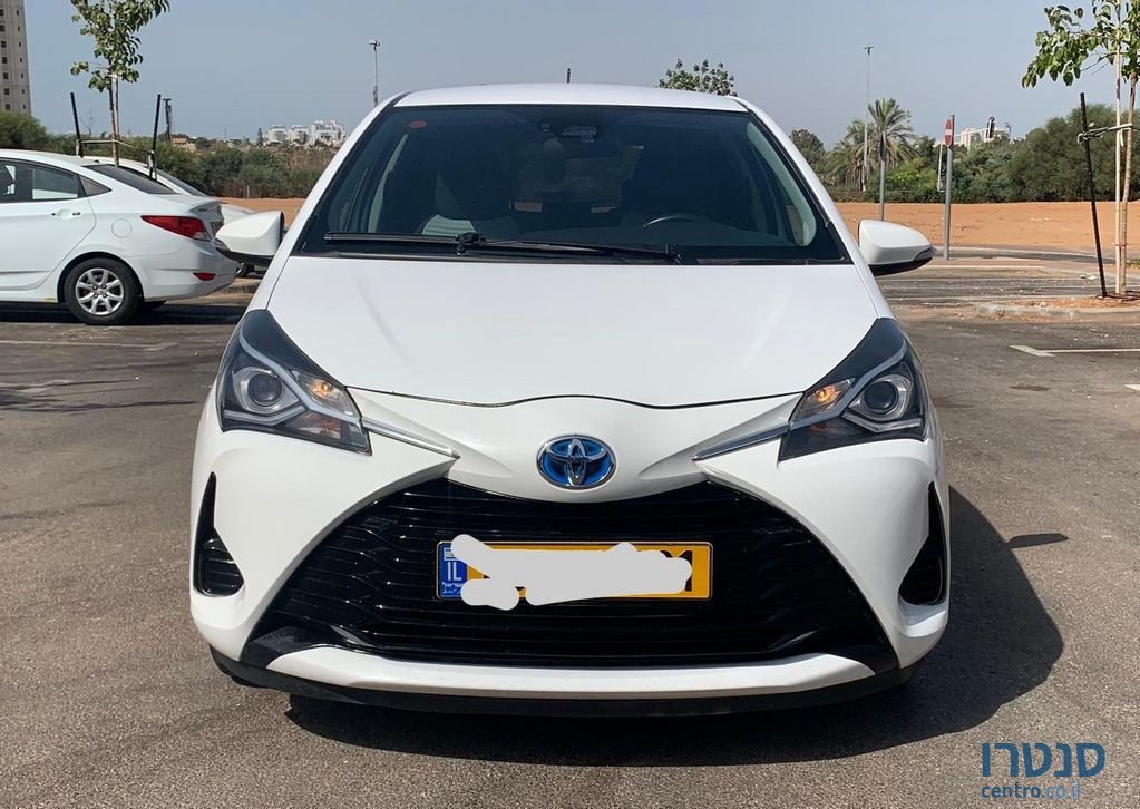 2019' Toyota Yaris טויוטה יאריס photo #1