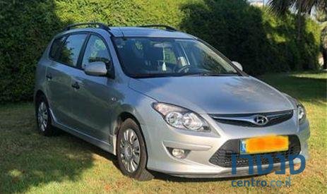 2011' Hyundai I30Cw i30cw יונדאי photo #2