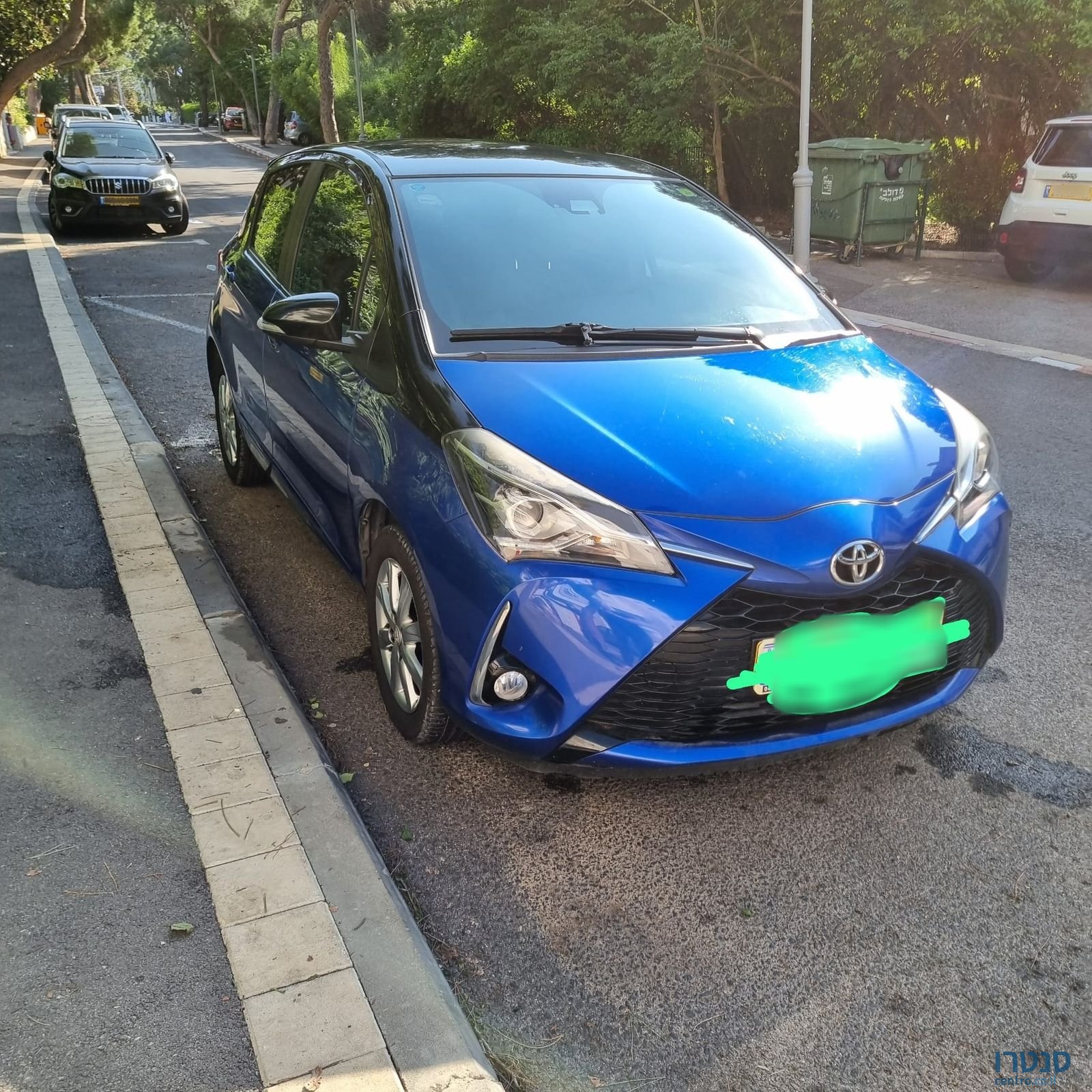 2017' Toyota Yaris טויוטה יאריס photo #1