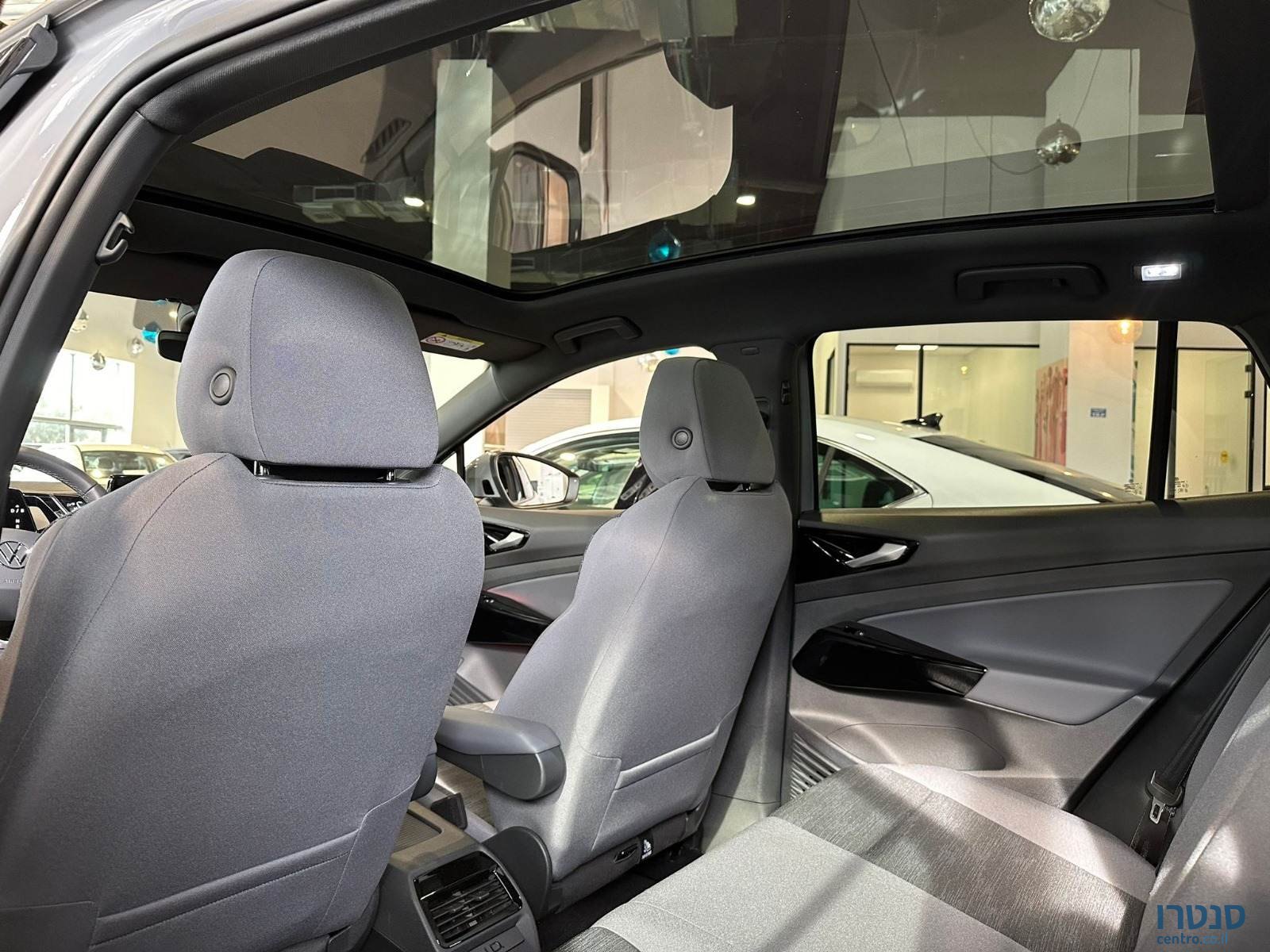 2024' Volkswagen ID.4 photo #5