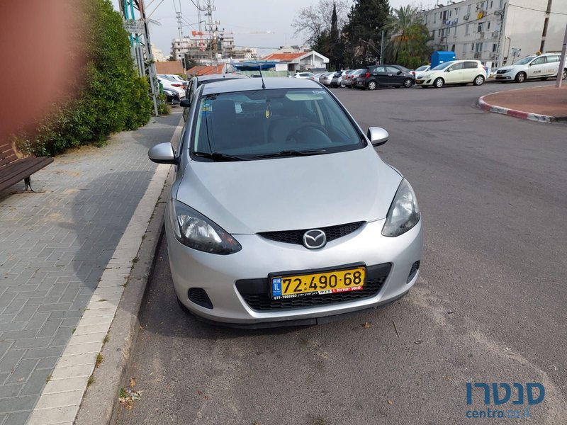 2010' Mazda 2 מאזדה photo #1