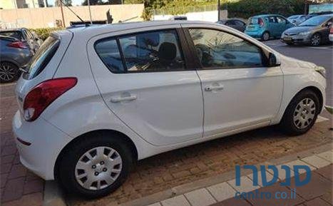 2014' Hyundai i20 יונדאי אינספייר photo #1