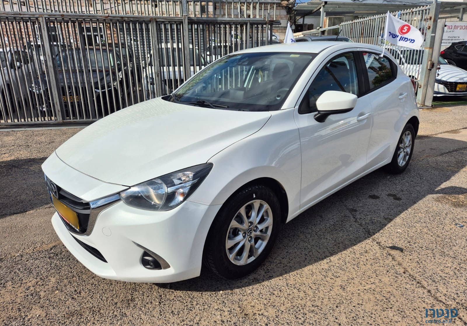 2019' Mazda 2 מאזדה photo #1