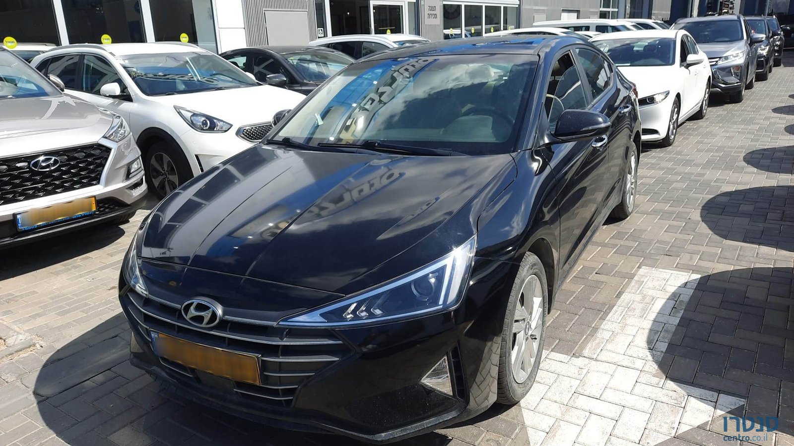 2020' Hyundai Elantra photo #1