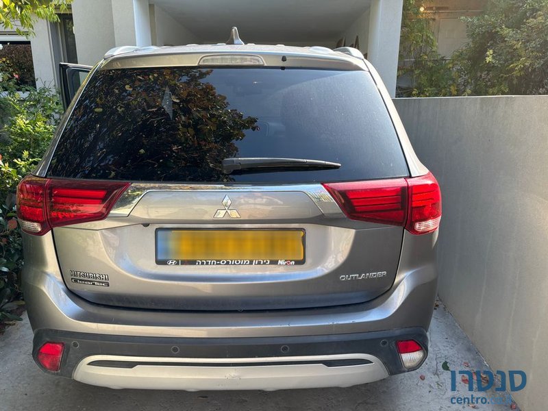 2019' Mitsubishi Outlander מיצובישי אאוטלנדר photo #2