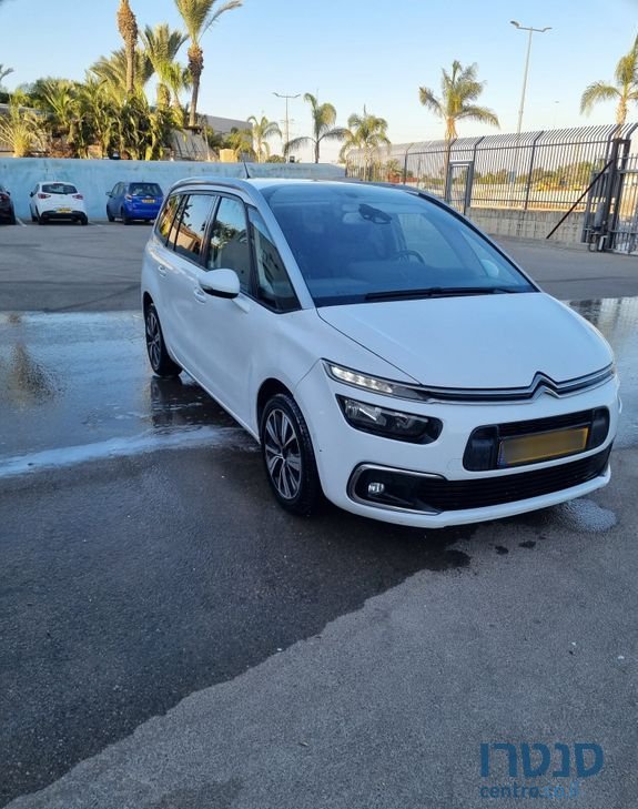 2018' Citroen C4 סיטרואן photo #1