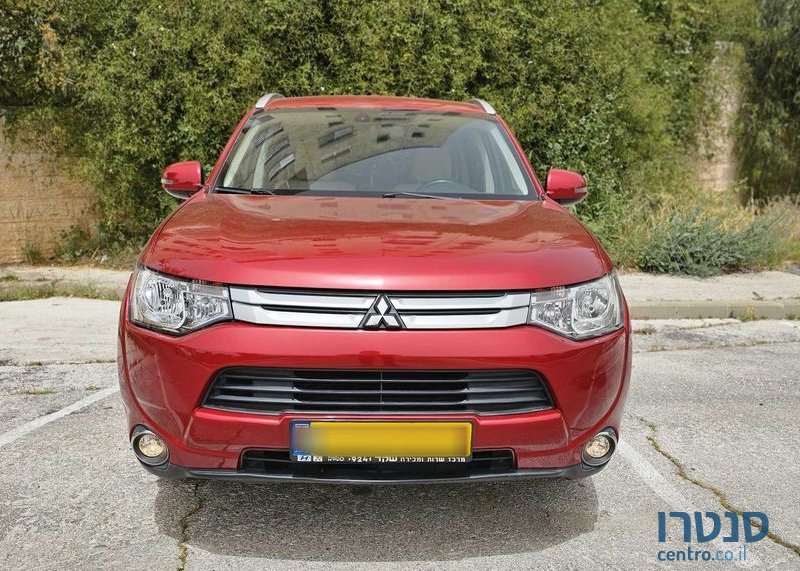 2014' Mitsubishi Outlander מיצובישי אאוטלנדר photo #2