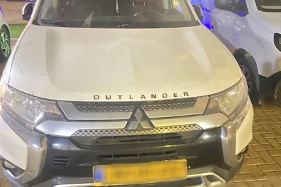 2021' Mitsubishi Outlander מיצובישי אאוטלנדר