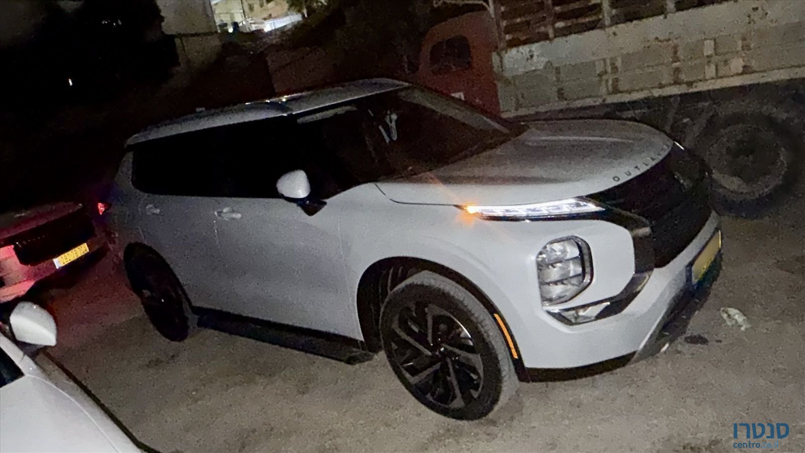 2022' Mitsubishi Outlander מיצובישי אאוטלנדר photo #1