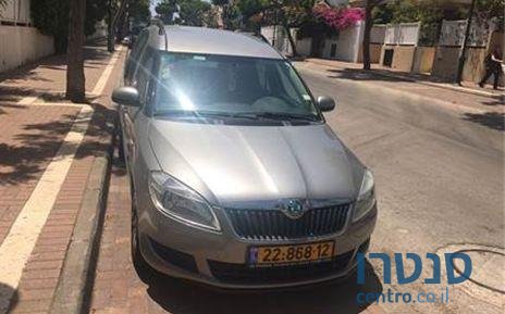 2012' Skoda Roomster סקודה רומסטר photo #3
