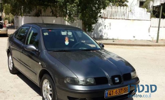 2004' SEAT Toledo photo #2
