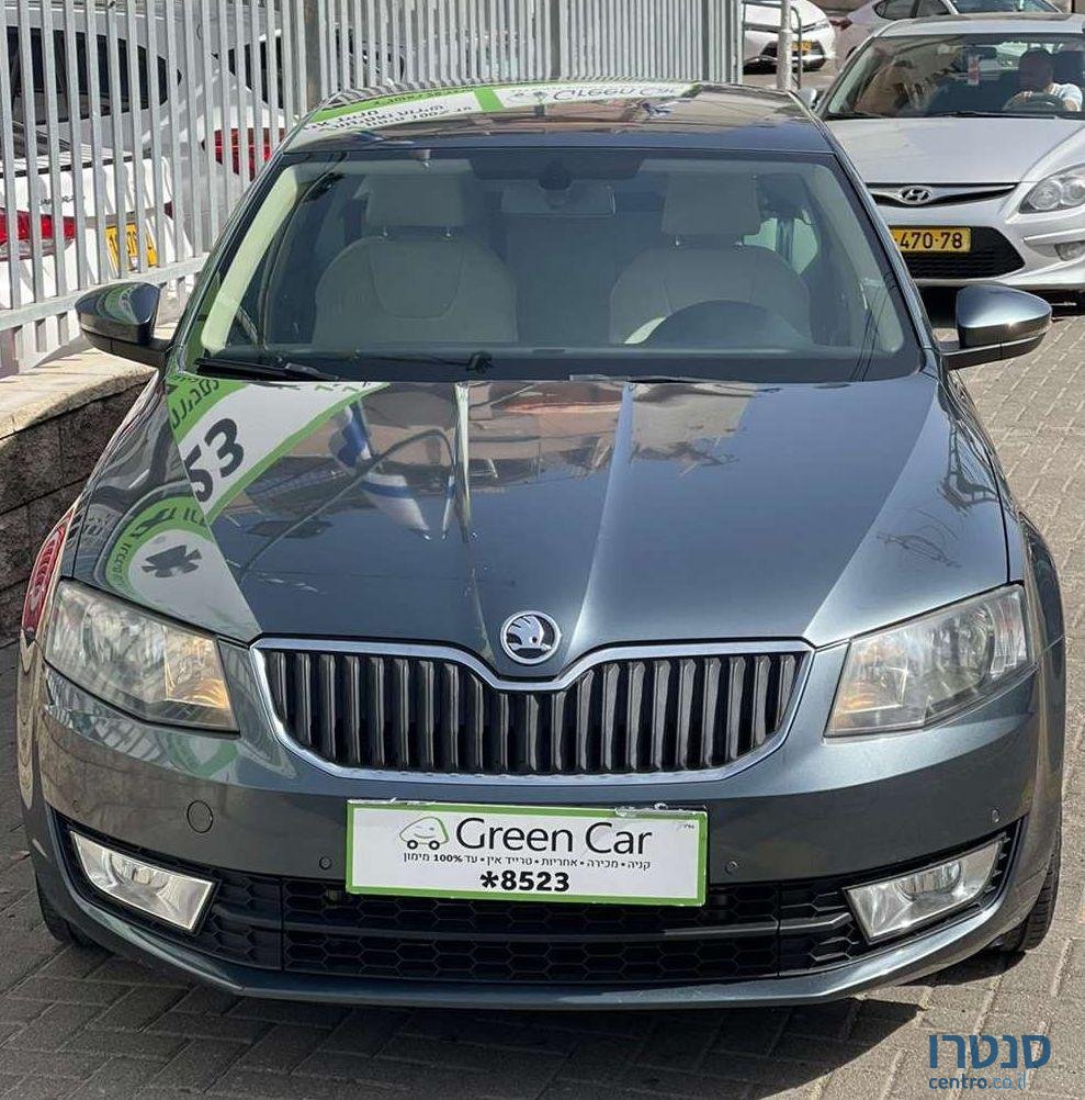 2015' Skoda Rapid סקודה פאביה photo #3