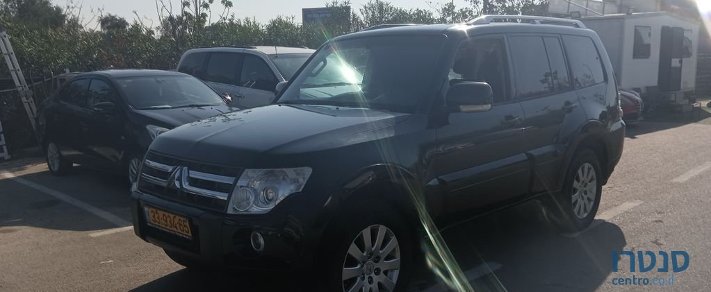 2008' Mitsubishi Pajero מיצובישי פג'רו photo #6