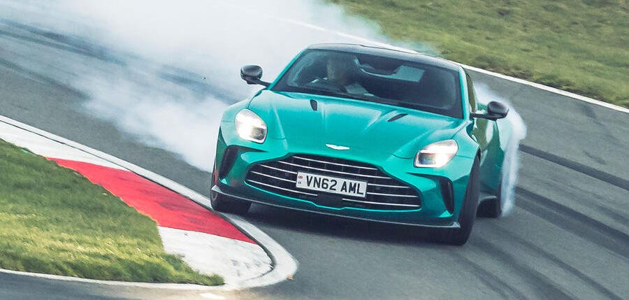 Aston Martin Vantage