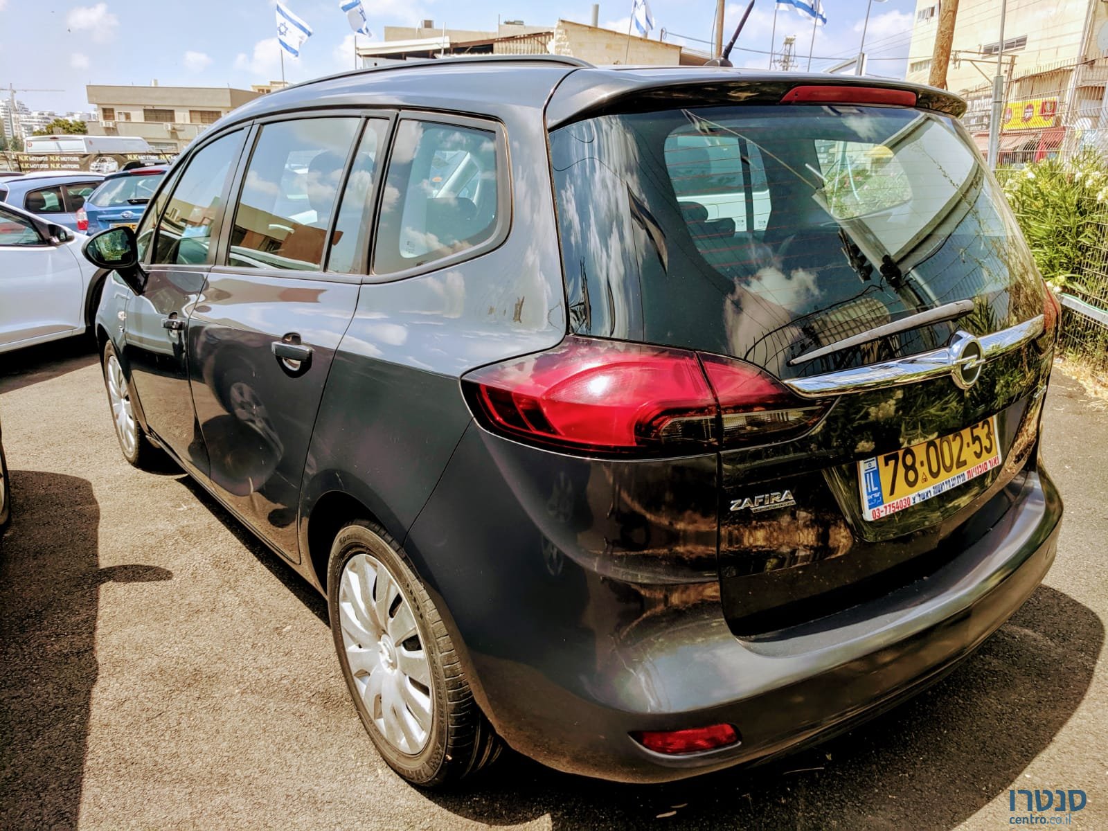 2013' Opel Zafira photo #3