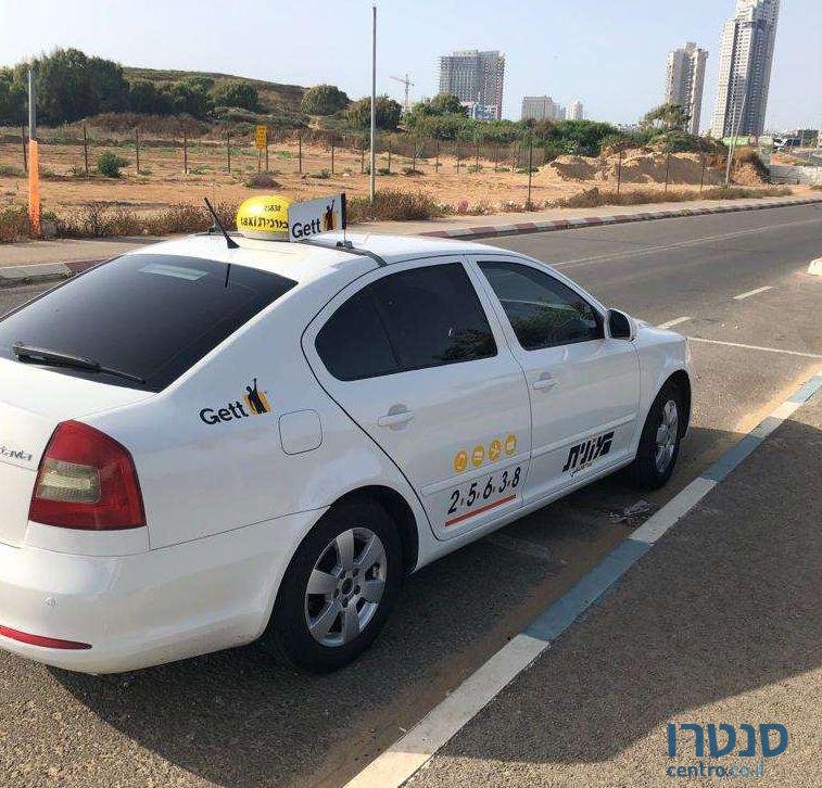 2012' Skoda Octavia סקודה אוקטביה photo #3